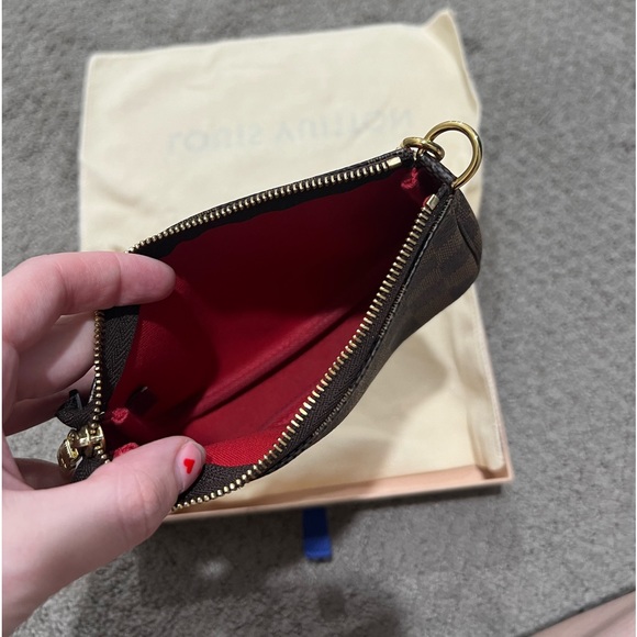 Louis Vuitton Mini Bag in Brown Checkered Pattern - Picture 8 of 10